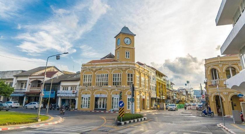 Oyo 1163 Eden Hostel Phuket Eksteriør bilde